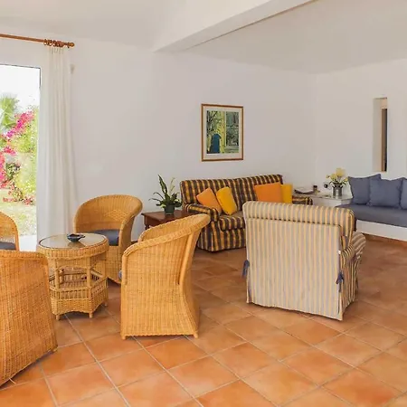 Panthea Coral Bay